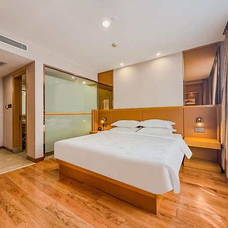 Super 8 Hotel Select Guangzhou Railway Station Xicun Subway Station ภายนอก รูปภาพ